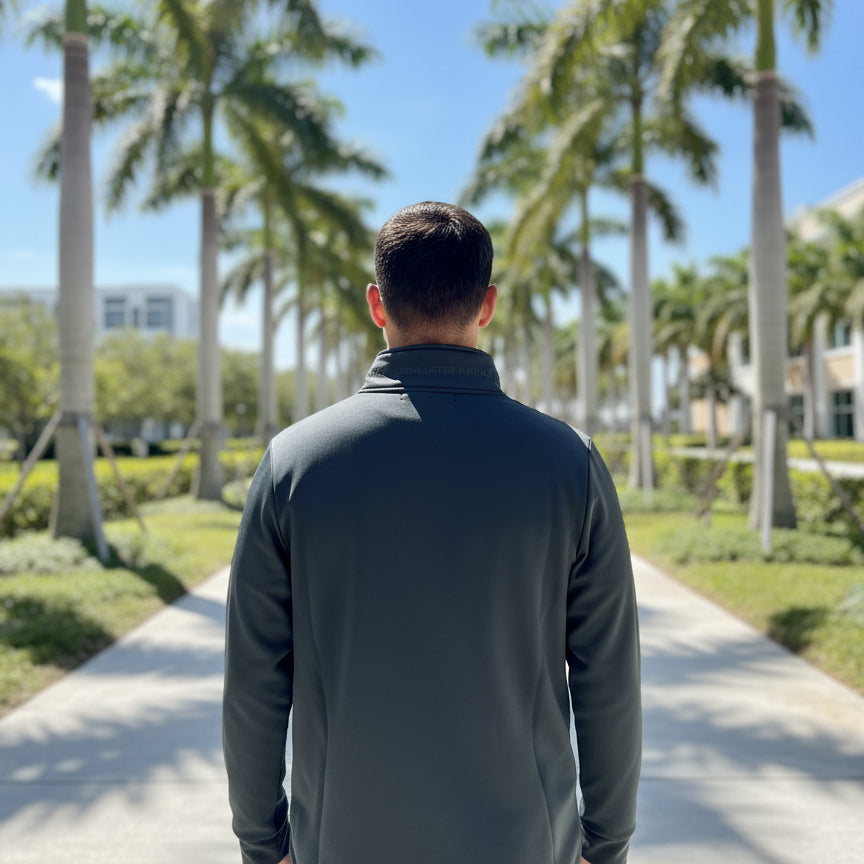 wellington international mens softshell jacket back